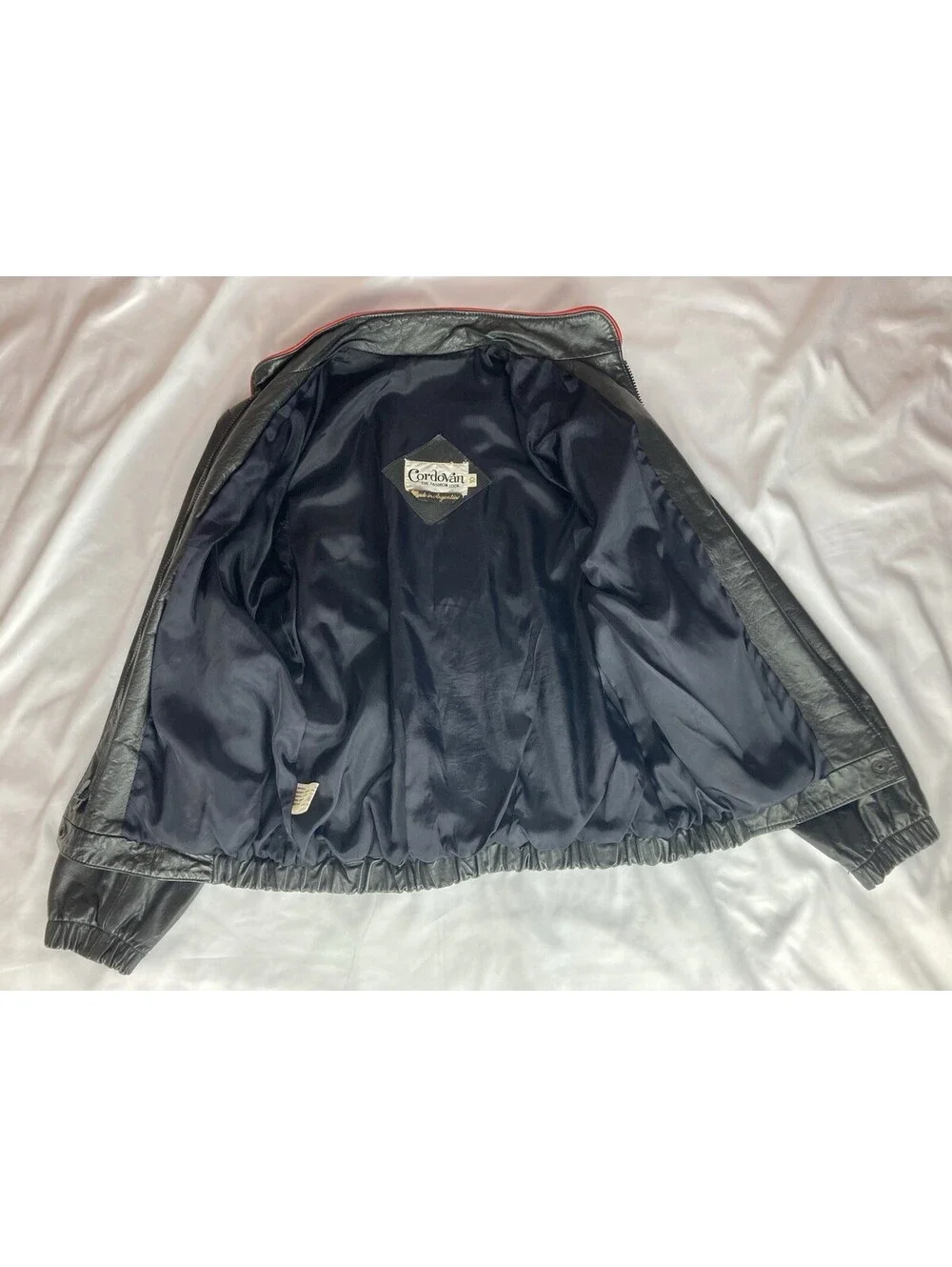 Women’s Size 10 Cordovan The Fashion Look Genuine Leather Jacket Black Red Trim